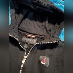 Boys Jordan Zip Up Hoodie (size Medium)